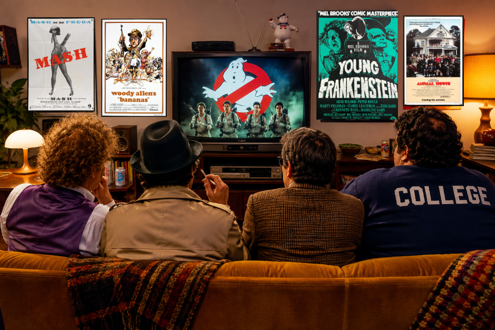 Gene Wilder, Peter Sellers, Woody Allen e John Belushi guardano Ghostbusters in televisione